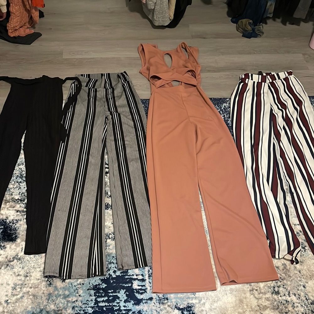 Windsor set of 4 pants and body suit